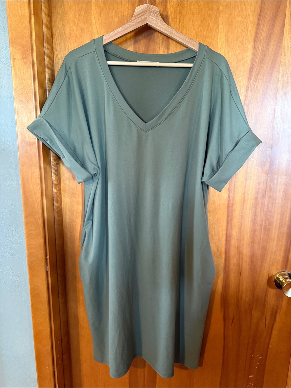 Zenana Outfitters Olive V-Neck Tunic with Cuffed Sleeves